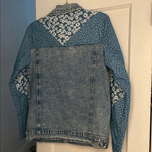 Avec Les Filles Blue Floral Denim Jacket - Picture 3 of 3